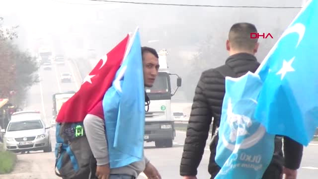 Sakarya 4 Gündür Yürüyen Uygur Türkleri Sakarya’ya Ulaştı