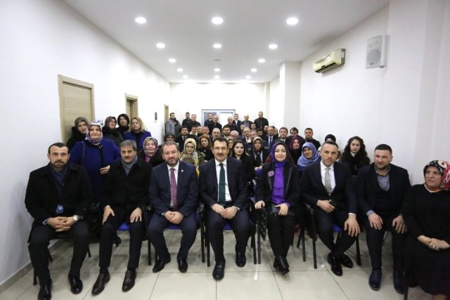Milletvekillerinden AK Parti Serdivan İlçe Teşkilatına Ziyaret