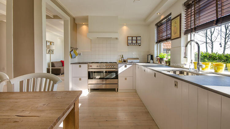 Ahşap mutfak tezgahının bakımı ve temizliği nasıl olmalı?