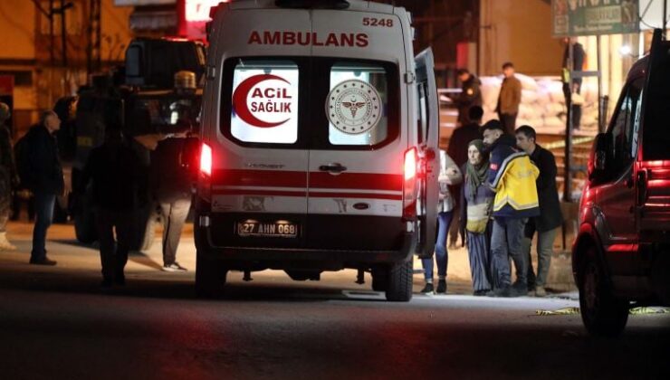 Gaziantep’te ‘çöp atma’ kavgası: 1’i polis 2 ölü, 2 yaralı