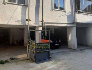 Taziye için gelmişlerdi… Halatı kopan seyyar asansör tabana düştü: 2 meyyit, 2 yaralı