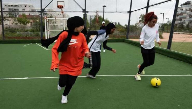 Fransa’da mahkeme, futbol federasyonunun başörtü yasağı onadı