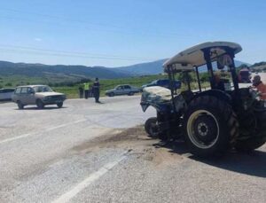 Manisa’da araba ile traktör çarpıştı: 4’ü çocuk 7 yaralı