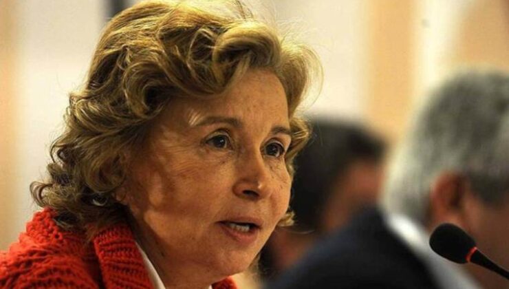 Nazlı Ilıcak’a 2 yıl 6 ay mahpus cezası