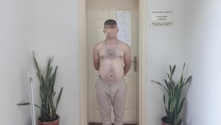 Tutuklanan hırsız kaçtı: Mescitte yakalandı!