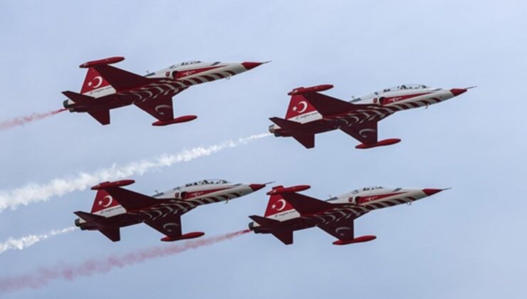 Saat verildi: Türk Yıldızları ‘Ata’ya saygı’ uçuşu yapacak