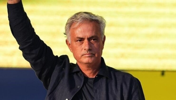 Jose Mourinho’dan dev derbi öncesi flaş açıklama! “Beşiktaş şampiyon olamaz lakin…”