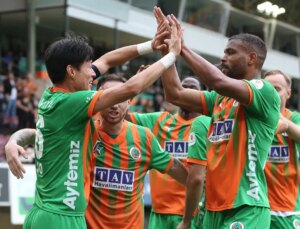 Alanyaspor galibiyet hasretini 5 golle sonlandırdı!