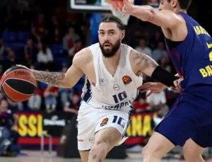 Anadolu Efes İspanyollara direnemedi: Temsilcimizden berbat seri!