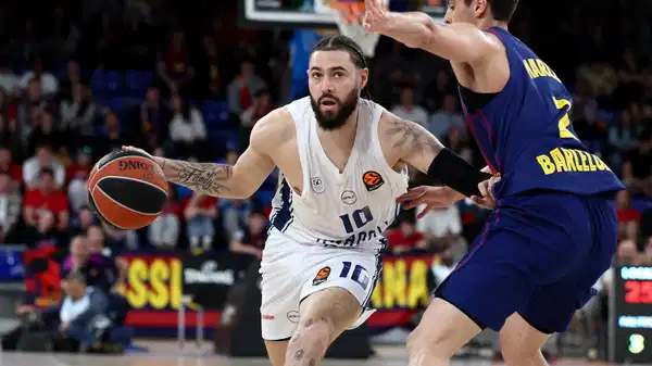 Anadolu Efes İspanyollara direnemedi: Temsilcimizden berbat seri!