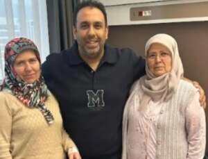 İki kız kardeş birebir gün göğüs kanserini yendi