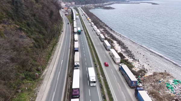Sarp Hudut Kapısı’nda bayramda yoğunluk