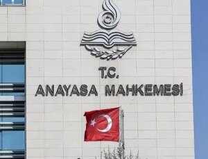 AYM’den tartışmalı düzenlemeye onay… Cinsiyet değişikliği müracaatına ret