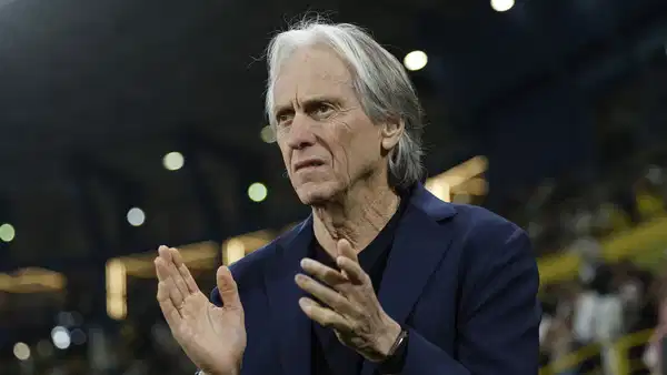 İsmi Fenerbahçe ile anılıyordu: Jorge Jesus’tan geleceği için açıklama