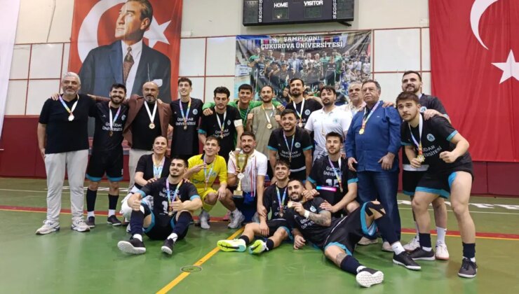 Üsküdar Üniversitesi Futsal Kadrosu Türkiye şampiyonu!
