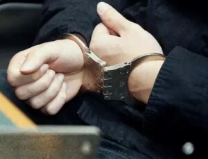 İzmir merkezli 12 Vilayette FETÖ operasyonu: 41 kuşkulu tutuklandı