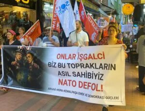 Hopa’da ‘NATO Zirvesi’ protestosu: ‘Bu memleket bizim, NATO defol’